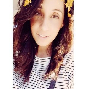 Meet your Posher, Carly